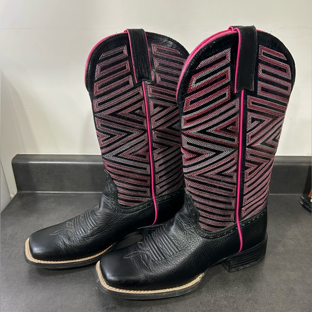 Ariat Outsider Boots for women